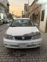 نيسان سني ياباني 2009 مكفوله من الصبغ والضربه عدا التصليح الموضح بالصو...