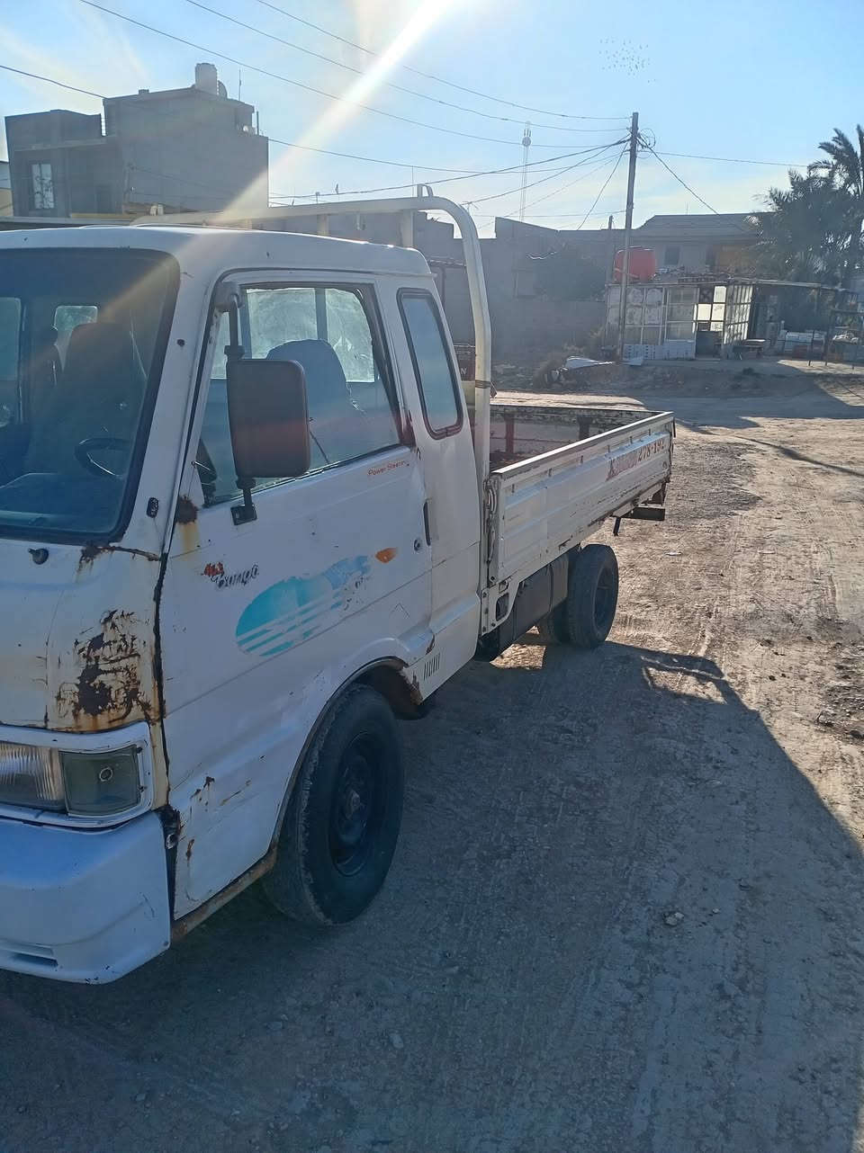 سلام عليكم كيا موديل ٩٦ سياره امانت الله مال جني محرك قبل يومين مجفت شركه كير جديد تخم تاير جديد باتري جديد قبل ساعتين شديته سياره نضيفه ومال شغل ترايك وين يعجبك نكره بكل وقت سنويه بسمي صاقطه بل ٢٠٢١ سياره عضمته حلووه السعر ٤٠ وبيه مجال حك الجيه الماكن ديالئ الخالص *********** لمو شراي لا يتعبني اتصال فقط خاص ماجاوب وشكرآ
