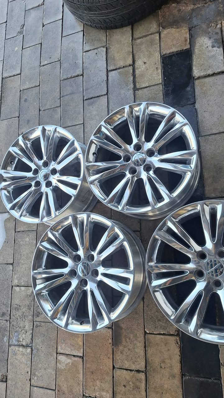 سلام عليكم... ويلات مكسيكي اصلي مال حاويه مامشتغلات بالعراق بدون عواج بدون كلشي جديد بيع فقط مكان نجف..... سعر 550,$***********.....***********
