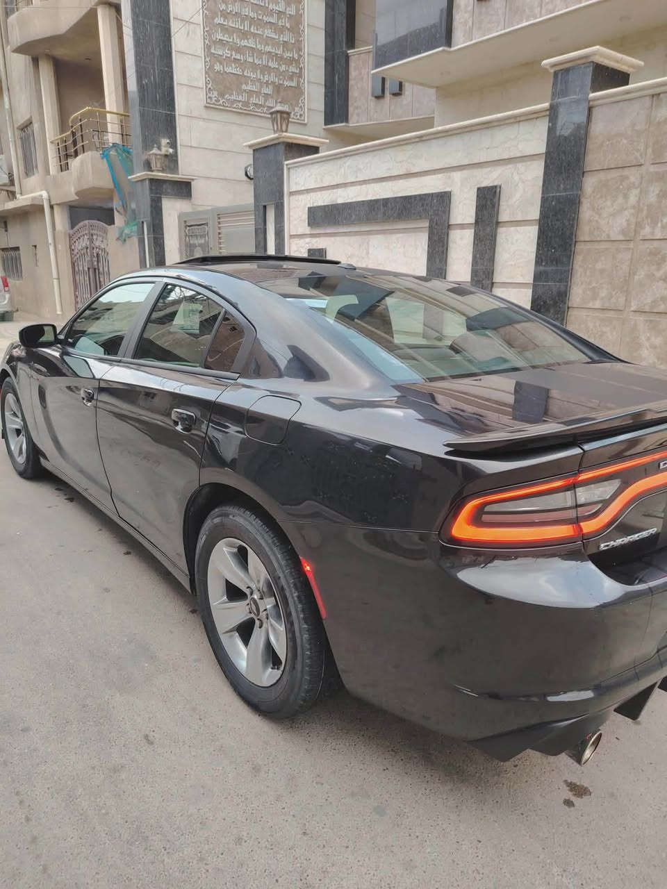 جارجر 2017 plas كندي
حادث بنيد بدون دواخل ولا ايرباك 
السياره مكفوله كير ومحرك وتبريد 
١٨٠ السعر

*********** للستفار بغداد, العراق
