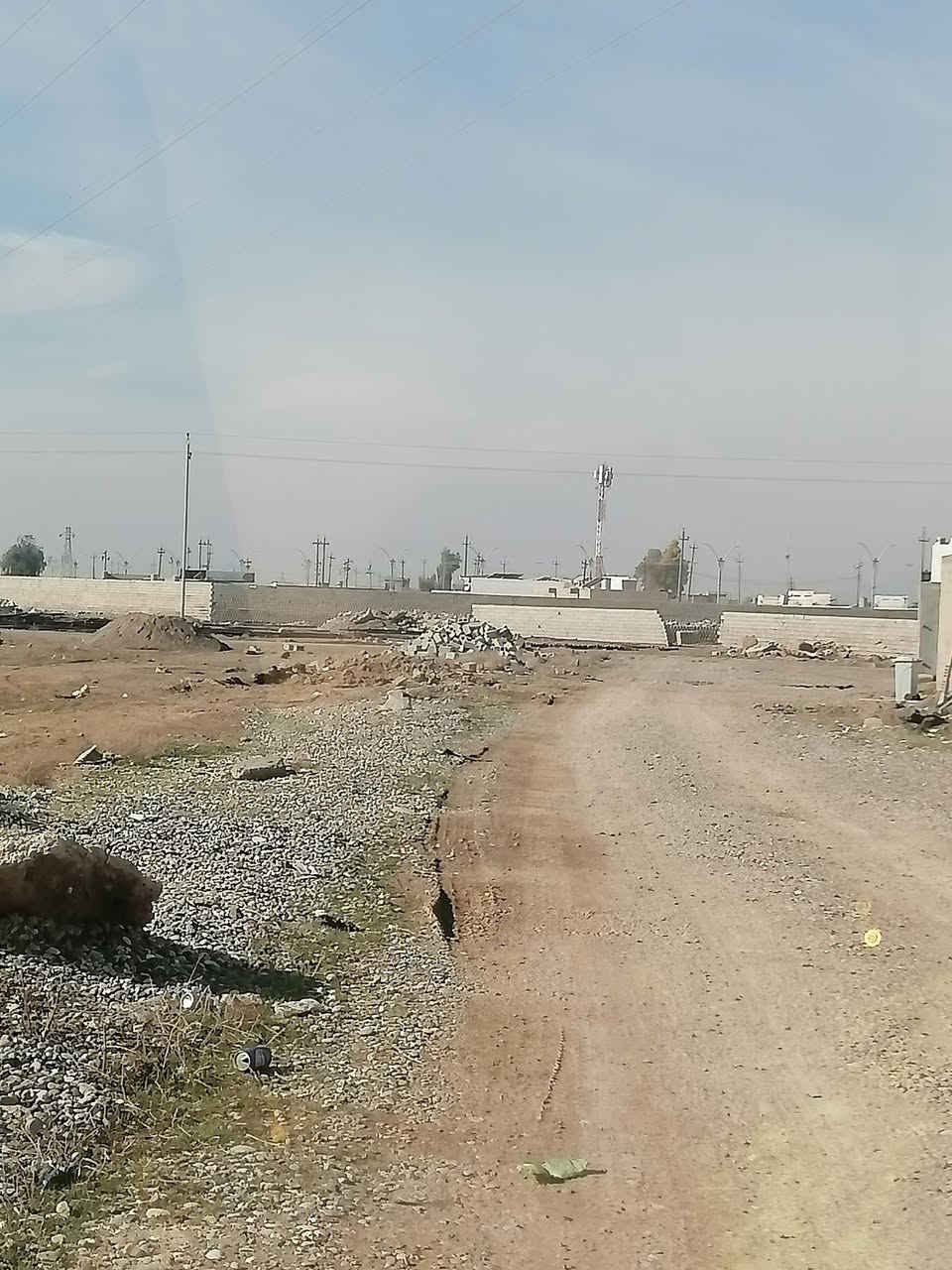 السلام عليكم
قطعتين للبيع مساحه القطعه 250 متر الوحده
القطع الهن شارعين وين يعجبك تصد يبعدن عن الشارع السايدين 100 متر مكان القطع نهايه معمل العجم
سعر القطعه 9 وبيها مجال للشراي للاستفسار الاتصال على الرقم ***********
