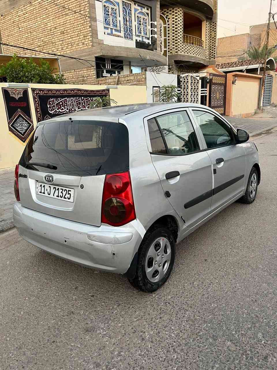 كيا بيكانتو 2009 وارد خليجي جديدة وجاهزة كير مكينة كارتون 4 سلندر زيرو حدادية تخم تاير كهربائيات كفاله عامه تبريد ثلج شاشة كامرة جام كهرباء مري كهرباء داخلها نسائي بلكامل  رقم بغداد انكليزي تحويل ثاني يوم سيارة فقط قمارة جاردة وصبغتها بدون قطرة معجون ومنزل فديو قبل صبغ وبعد صبغ حته يكون كلشي واضح السعر60 وبيها مجال مكاني نجف***********

