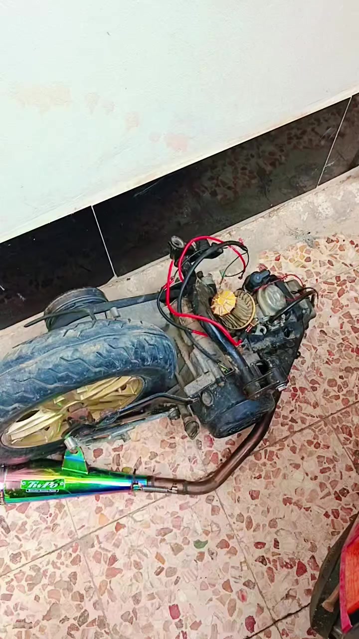 مكينه دراجه هي وصالنصه مكينه نكره تجي تفحص وشوفه سعر 40الف


**إذا كنت صاحب هذا الإعلان وتريد حذفه لأي سبب، رجاءا أرسل رسالة إلى الدعم الفني**