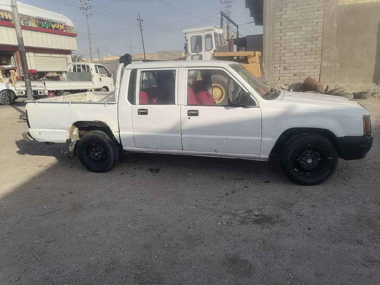 السلام عليكم سياره رقم ميسان مشروع وطني تحويل مباشر بيكب مستوبيشي موديل 91محور كير ومحرك جدد محرك ونجي 4سلندر سياره حلوه مال جناي السعر 38 مكاني البصره قضاء المدينه بني منصور رقم الهاتف ***********
