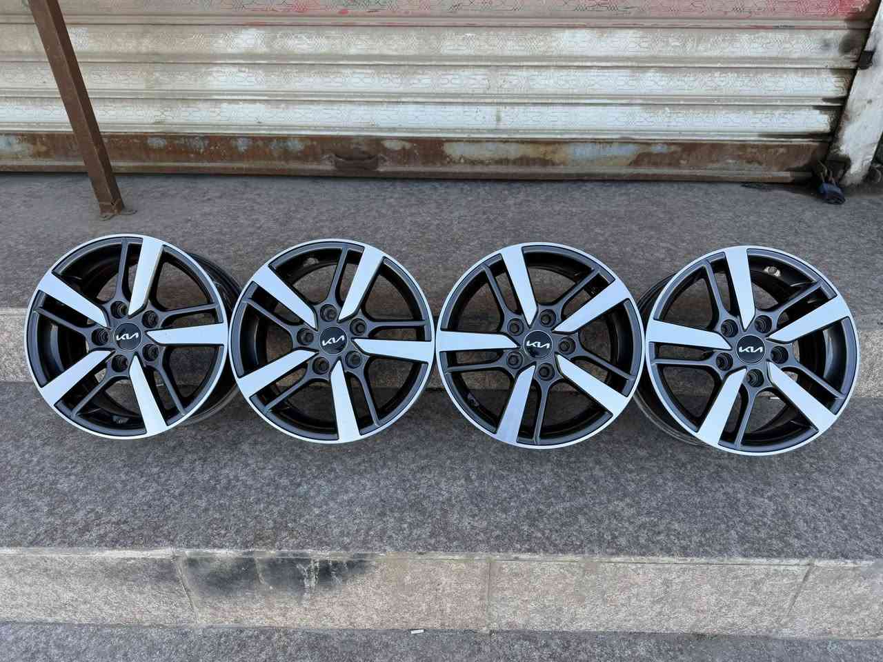 ويل كب كية سيراتو حجم 15 بيع او مراوس ***********  بصره قرب جامع الكواز
