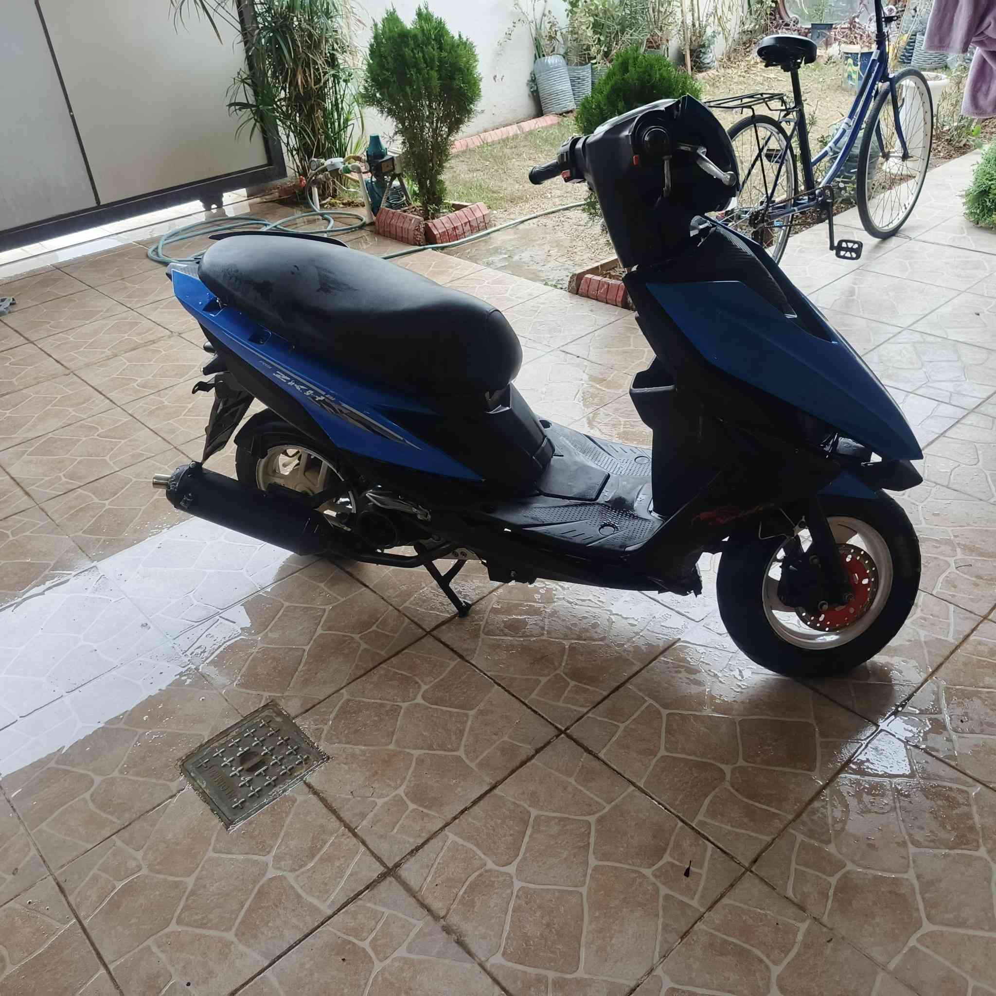 للبيع او مراوس 
دراجه ماكس عدله حديث 
موديل 24 جديده مابيها اي عيب نشاطط فولللل صالنصه fm
هندر يشتغل سلف مايشتغل كهربائيات كلها تشتغل


**إذا كنت صاحب هذا الإعلان وتريد حذفه لأي سبب، رجاءا أرسل رسالة إلى الدعم الفني**