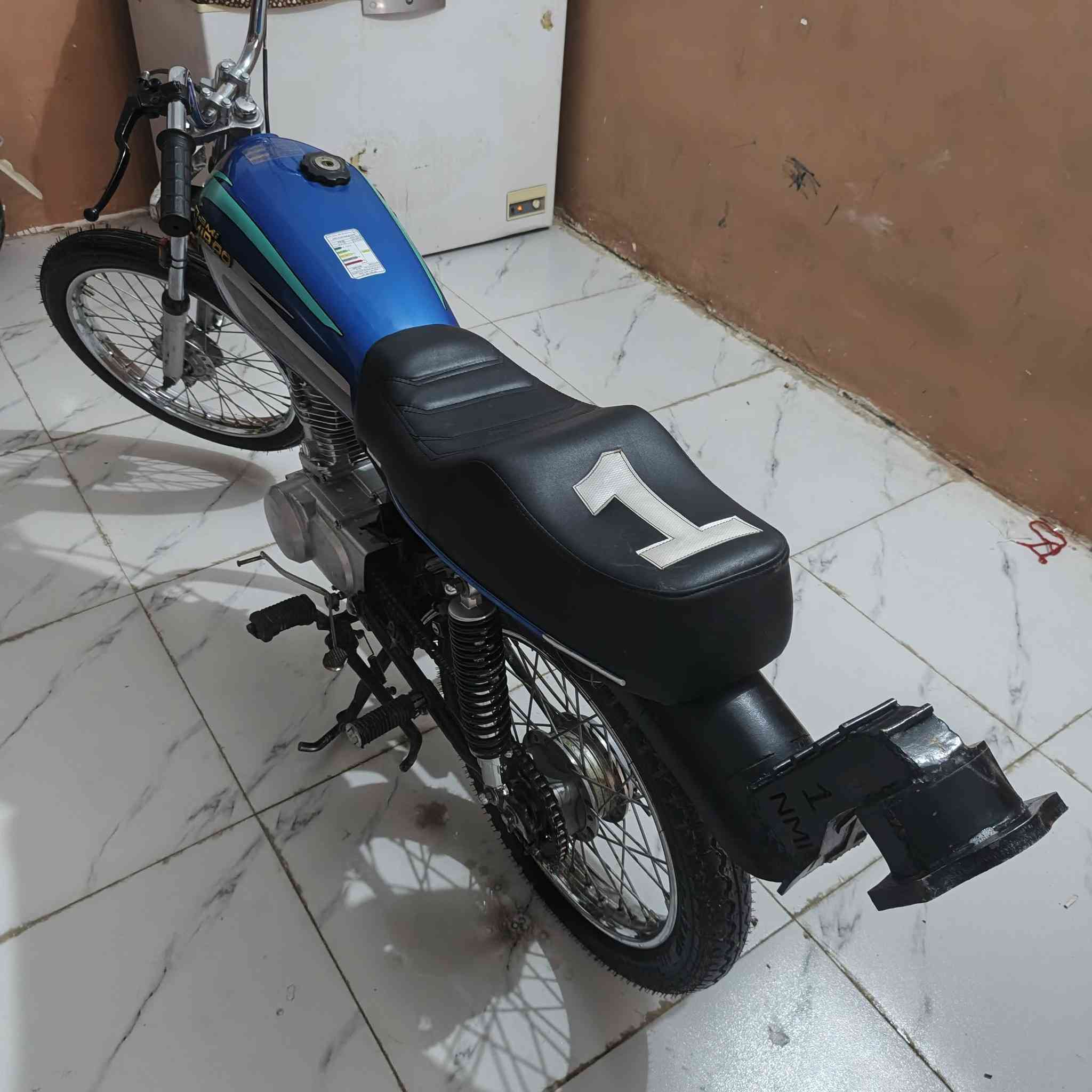 للبيع موديل ٢١
مكينه مفتوحة أصولي مو سكنر 
٧٠٠وبيهه مجال مكاني نجف حي الرحمه***********
