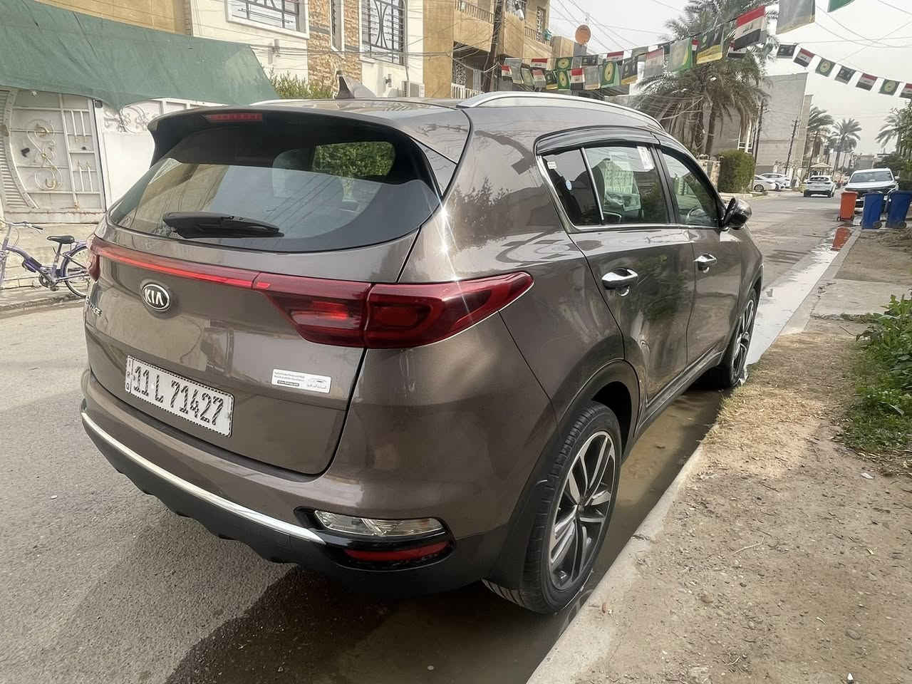 السلام عليكم سبورتج 2020 خليجي دولية محرك 2000 دوش ماشية 58  بيه طخه من الامام بدون دواخل صبغ بنيد وحافه الجاملغات  تكحيل كارت فقط بدون معجون وبيه بارد موضح بلصور رقم بغداد  الجديد بأسمي 
بغداد حي الجامعة 
***********
السعر 178$
