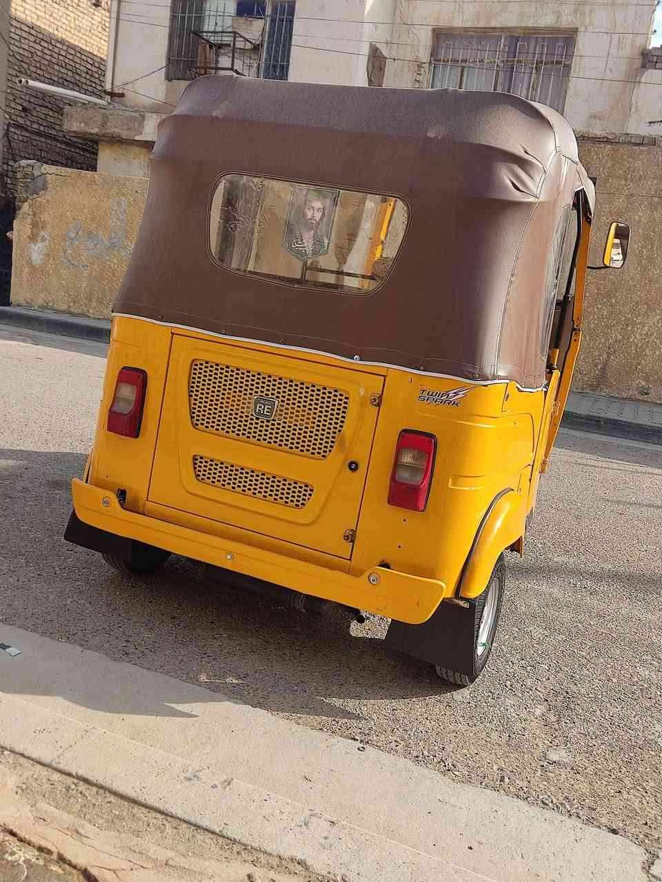 سلام عليكم من رخصت مدير كروب تكتك 2022البيع مكاني زعفرانيه مكفواله كفاله عامه تكتك خير من الله تفصيل هاتف ماعندي وساب ولا شي على رصيد تصل ***********
