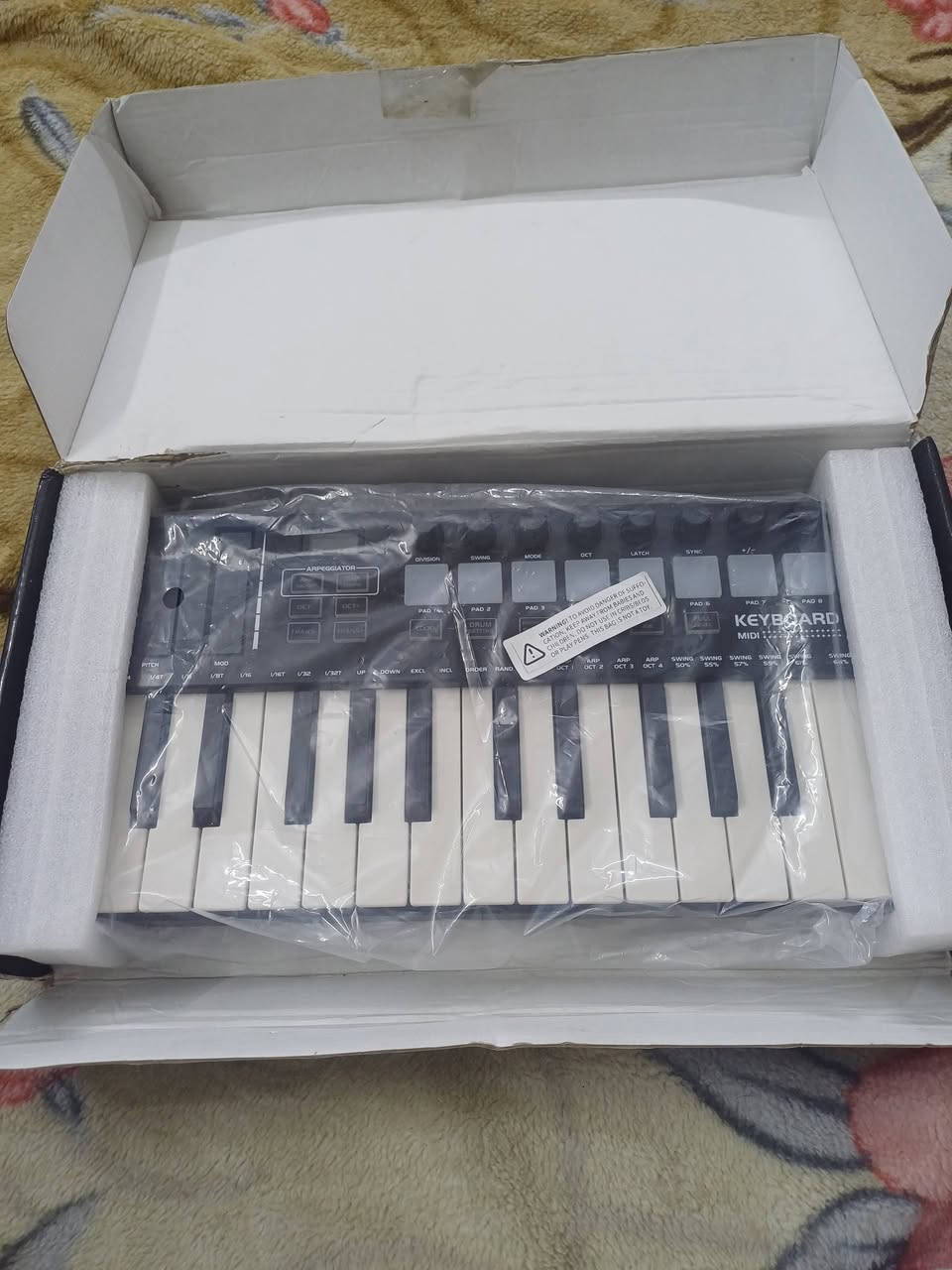 اورك ميديا جديد غير مستخدم 
مكسر صوت روعة جديد غير مستخدم


**إذا كنت صاحب هذا الإعلان وتريد حذفه لأي سبب، رجاءا أرسل رسالة إلى الدعم الفني**