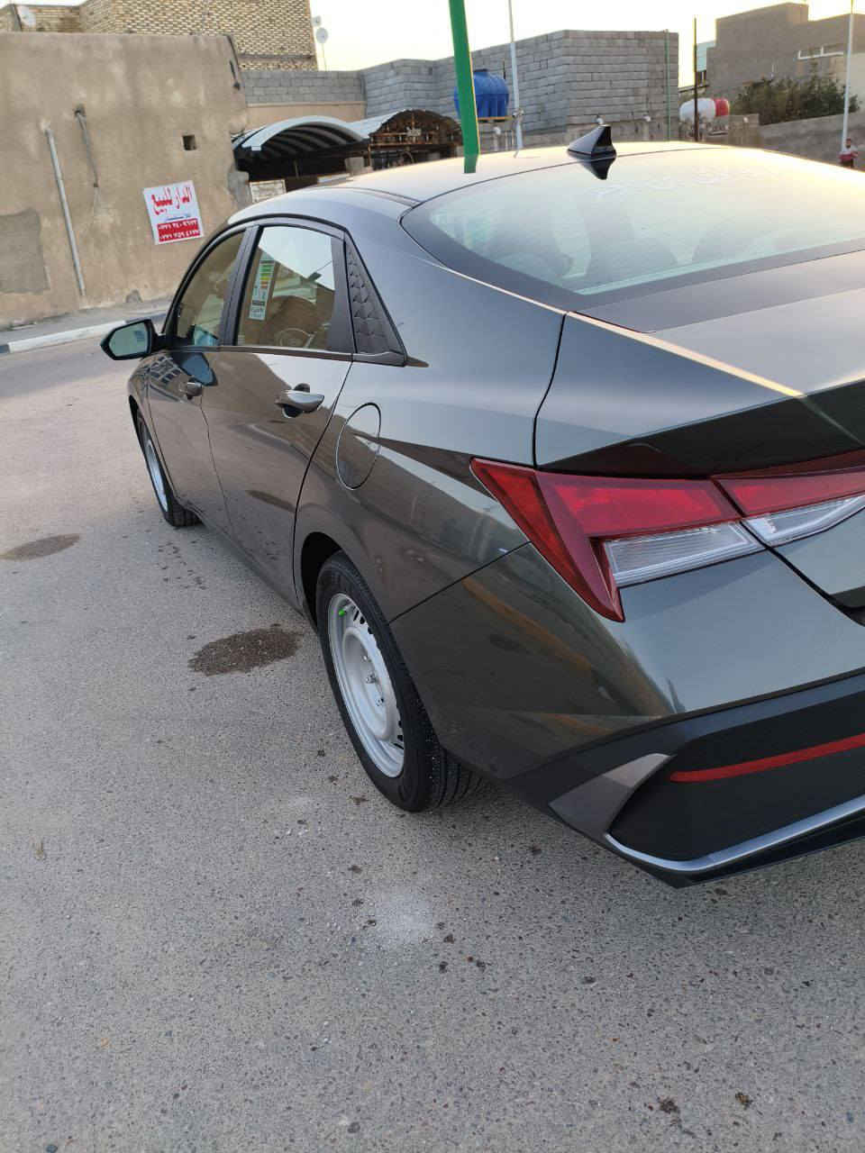 النترا دخول جديد ستوا رقمته حره بسمي وارد امريكي *********** ضربته جاملق وبنيد ومبدلات مال تفصيخ نفس لون  لا يرباك طاك ولا دواخل دواخل الون رصاصي سياره فول ما عده فتحه  رادارات  اشاير ترحيب شاشه منتصله دجتل ماشيه 26الف حقيقي سياره بعدهي زيرو لون مميز زيتوني صدفي يخبل لونه سياره كلش هواي بيه موصفات بصمه تشغيل تشغيل على بئعد تحول ثاني يوم بسمك مكان البصره وشراي ينتصل ويدلل الزبير, البصرة
