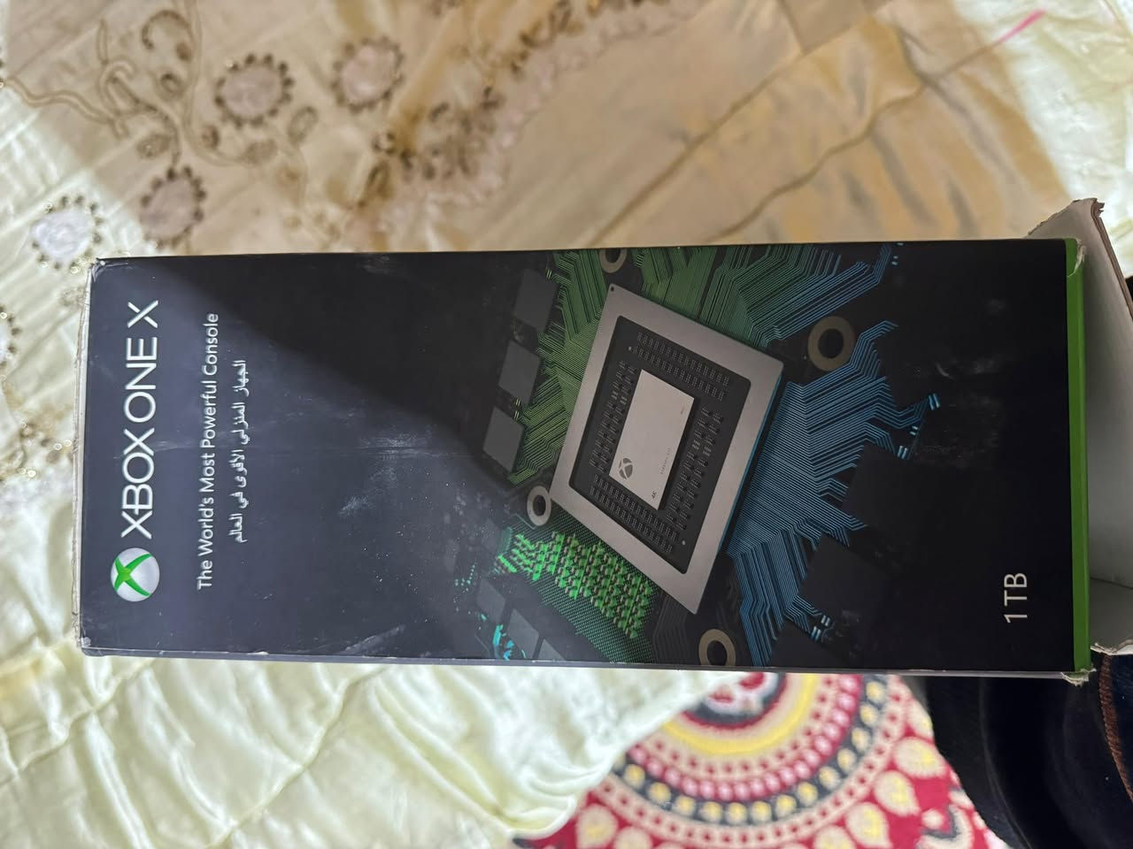 اكسبوكس on X
نظافة 100‎%‎
ذاكرة 1 تيرا
ملحقاته كاملة 
للبيع بسعر 240
 
للتواصل ***********
