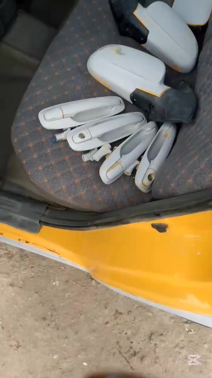 صبغ كافة السيارات بالفرن الحراري مكاني بغداد نهاية حي اور ***********
