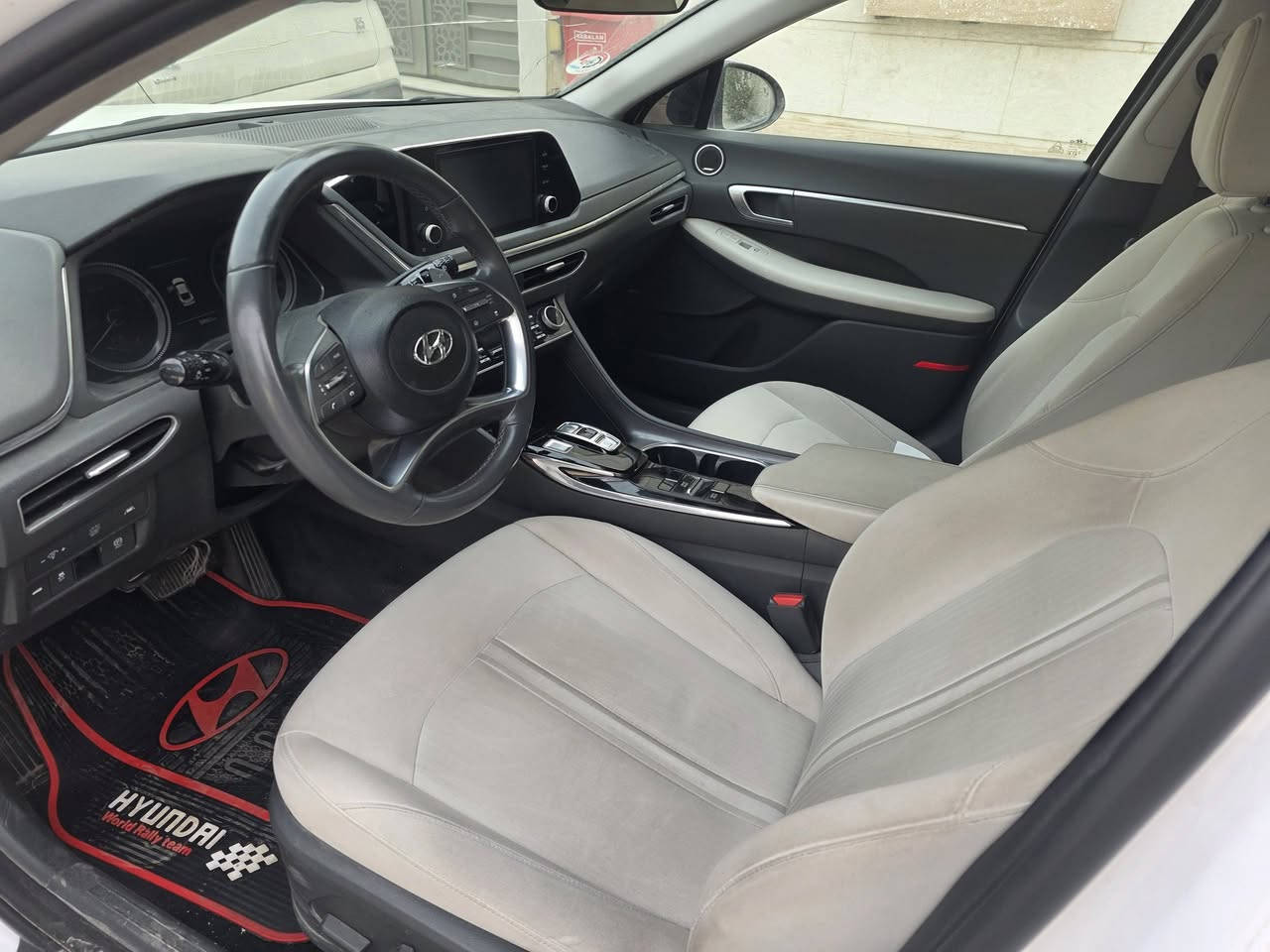 سوناتا ٢٠٢١ هايبرد وارد امريكيرقم بغداد  حادث جاملغ ايمن فقط  بدون شاصي ولا لغود مستوردها على ايدي  ماشيه ٣٤ الف ميل السياره فول مواصفات عدا البانوراما
١-بصمه
٢-رادارات جانبيه
٣-حساسات امامي خلفي 
٤- كاميرا دواره
٥-رادارات خلفيه جانبيه 
٦-شفتات ستيرن 
٧-تبريد قطعتين وبيانو
٨-كشنات كهربائية تدفئه 
٩-اندرويد اوتو وكار بلي 
١٠-سستم صوت سماعات bose
للبيع فقط السعر ١٦٥ وبيها مجال 
للتواصل 
***********
