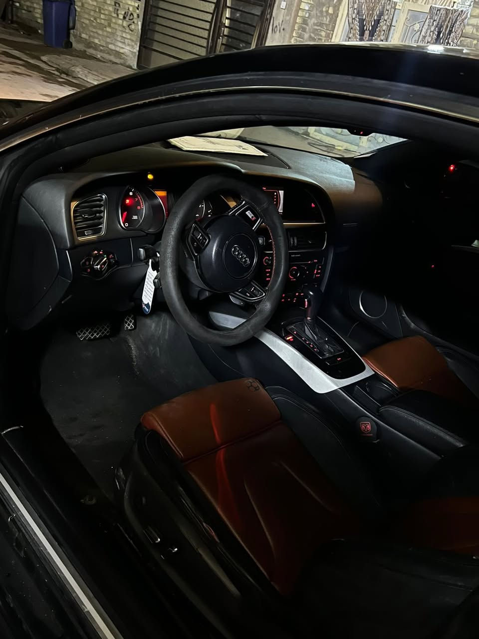 اودي A5للبيع كواترو

موديل 2012 

محرك2.0تيربو

 قتصادي

مواصفات sline معروفة دفع رباعي طيارة ✈️ 

ادامة كاملة 👍

نوزلات جدد اصلي 

ثلاجة جديدة 

مراوح جدد

تخم تاير جديد 🛞

بانزين كلة محسن ⛽️

غرفة جديدة 💺😅

رقم اربيل تريد تحويل تريد وكالة حاضر مكاني بغداد الزعفرانية بيع او مراوس 

هاتف *********** اتصل وبيك خير وتدلل تعليق ما ارد 👍
