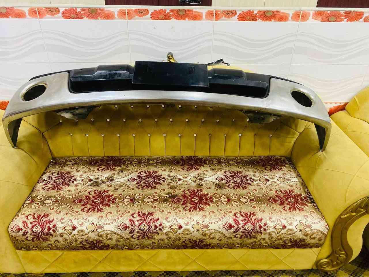 سلام عليكم للبيع دعاميه هيه والشارب  مالت بيكم نيفاره شرط الاصليه حلو ونضيفة السعر 75 وبيها مجال للطيبين مكاني بصره ***********
