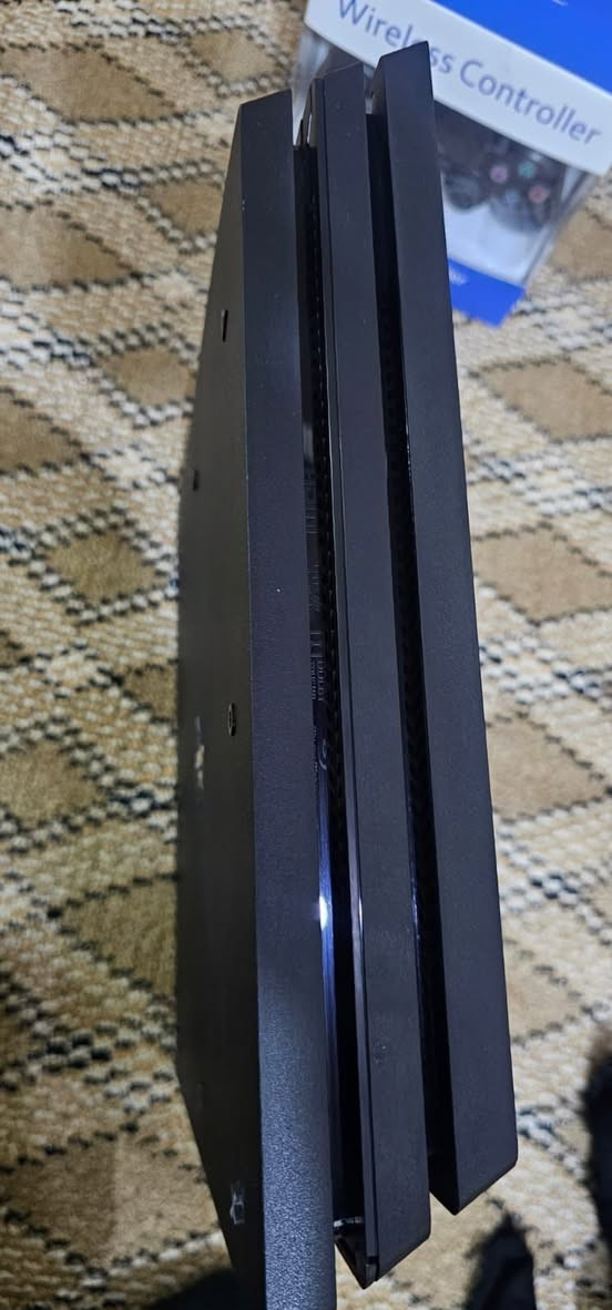 بلي4 برو امريكي 
مه.كر نظام ٩ يجي ويا يده و١٠ العاب 
نظيف جدا لامفتوح ولا مصلح 
السعر على الخاص لطفا


**إذا كنت صاحب هذا الإعلان وتريد حذفه لأي سبب، رجاءا أرسل رسالة إلى الدعم الفني**