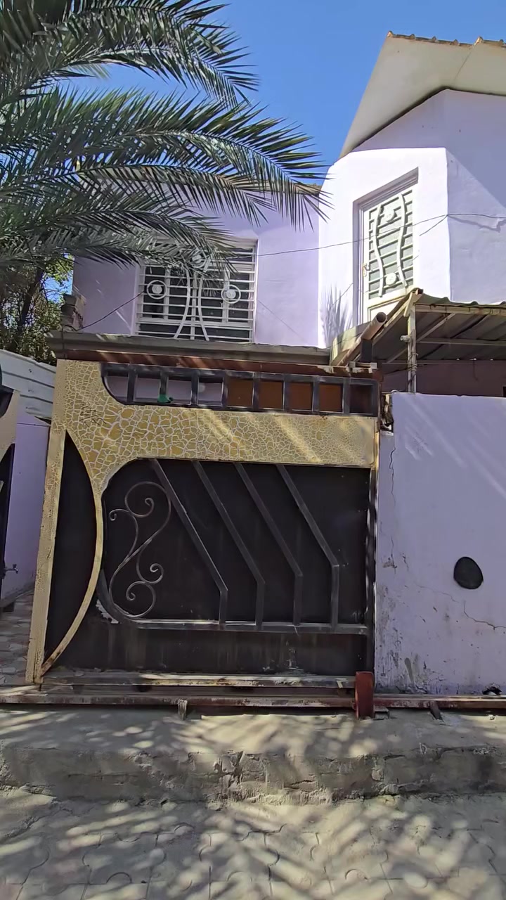 يبعد فقط ١٥٠م عن شارع بغداد الرئيس طريق الزوار سايد الدخول للاستفسار ***********
