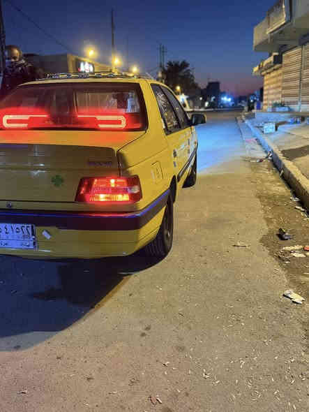 سلام عليكم بيجو لميس 2016 
دوشمه عام 
دوشمه تنته 
سيباية 
صطب 
منضومه زنون كامله 
سستم سماعات ايرج السياره رج 
قطرت خياس ما بيه 
صدر امامي خلفي جديد 
كهربأيات كله شغاله 
تخم تاير جديد 
السياره كير مكينه لا تنقيص لا تبخير لا نضوح 
تبريد ثلاجه 
بوصلات بنواعهن 
صفاح السياره موس
فقط جاملغ امامي مصبوغ او دوس معمره فقط 
وترايك المكان البالك 
سياره جديده بمعنه الكلمه او بل واقع بعد احلا 
مكاني بغداد الشعب *********** 
تحويل ثاني يوم 
المو شراي ليتعبني رجأن
