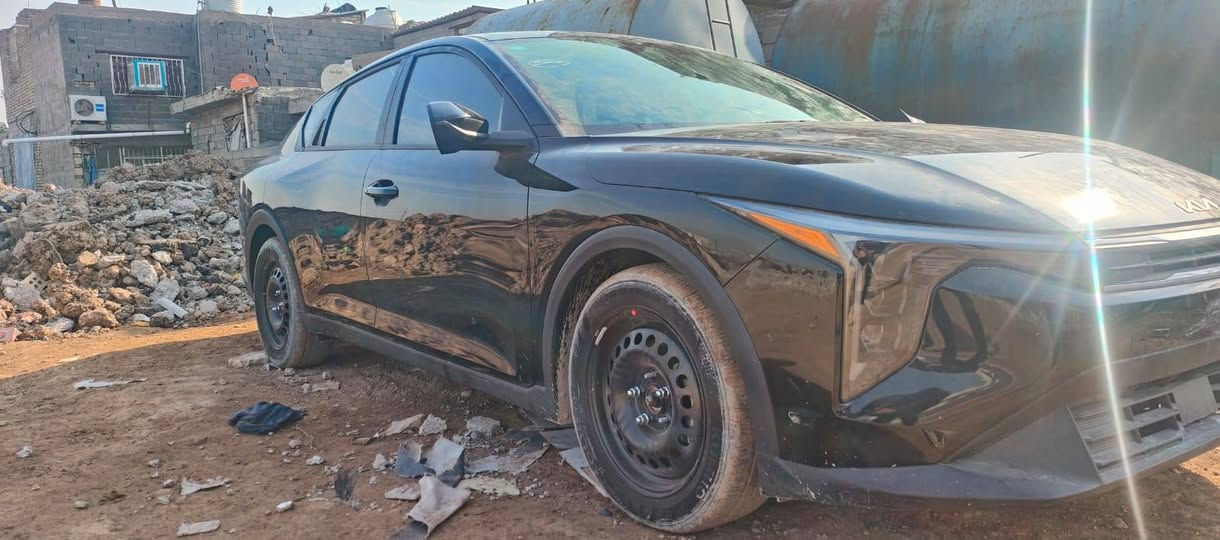 كيا K4  موديل 2025
ابيع على حادثها دخول جديد منفيس بأسمي بدون شاصي بدون تكم فقط باب وجاملغ وبنيد السعر 145 وبيها مجال للشراي 
مكاني بغداد الامين الثانيه
***********
