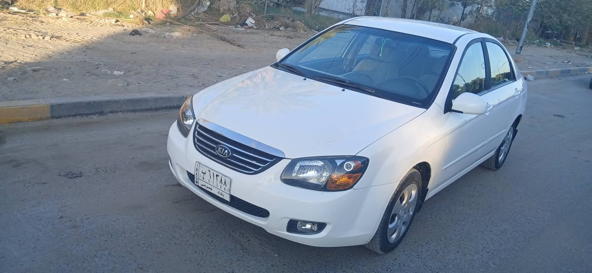 كيه سبكرى ٢٠٠٩ مصبوغه عام فقط جماليه بدون اي ضرر
حادثها جاملغ خلفي من امريكا ... رقم بغداد كير مكينه حداديه تخم تاير وتبريد كفاله ..السياره جديده بمعنى الكلمه تجي وتشوف بعينك السعر ٨٨ وبيها مجال قليل ..للتواصل *********** مكان السياره كربلاء
