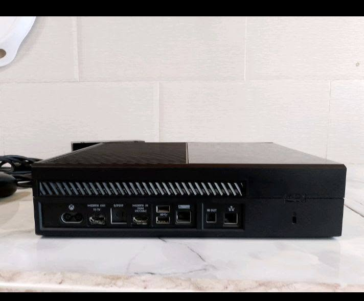 xbox one 1 manet


**إذا كنت صاحب هذا الإعلان وتريد حذفه لأي سبب، رجاءا أرسل رسالة إلى الدعم الفني**