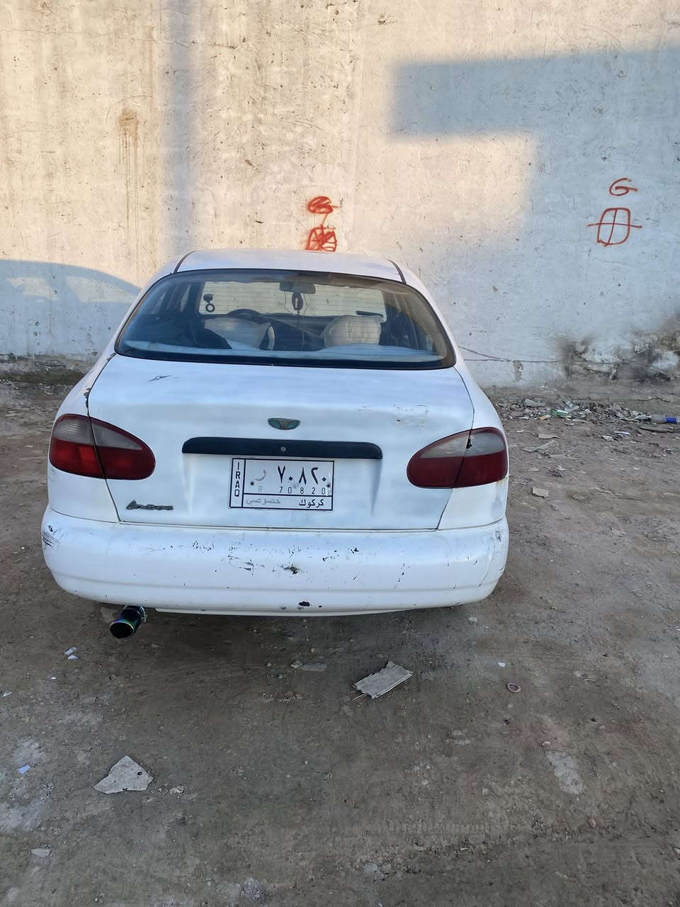 السلام عليكم دايو لانوس للبيع او مراوس كير محرك صدر مكفولات شرط التحويل او وكالة السعر ٢٠ وبيهة مجال الشراي يتصل ***********مكان السيارة سامراء
