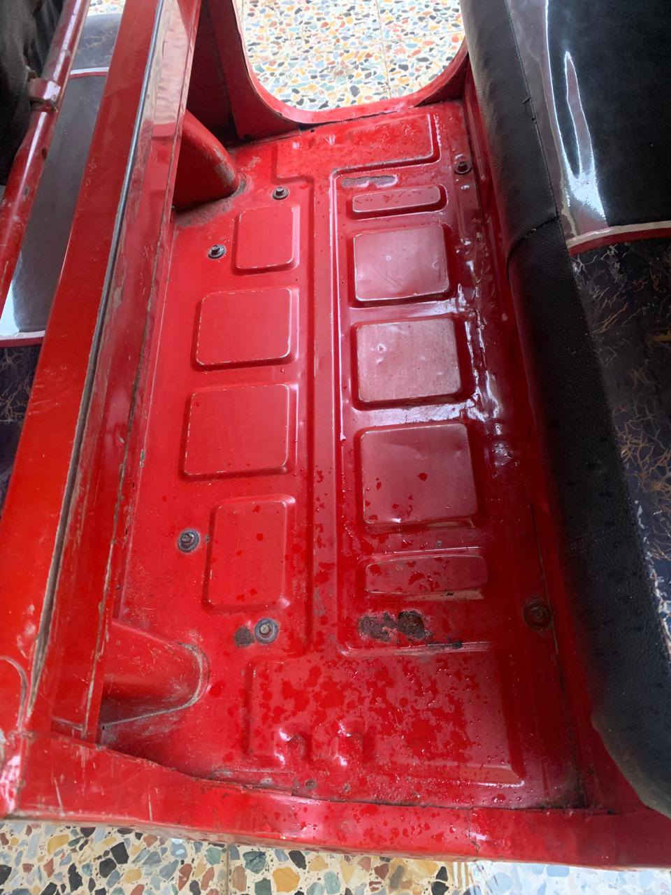 السلام عليكم تكتك 18 رقم وسنويه تكتك لا صبغ ولا معجون من عده الدوس التكتك كلهه بلاديه العنوان البلديات أتصال***********
