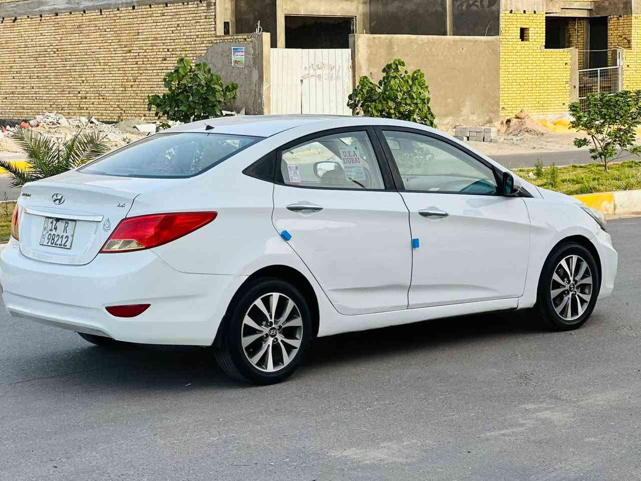 للبيع او مراوس هونداي اكسنت 2015 خليجي رقم بصره دولي بسمنه بيه صبغ ماعدا المؤشر عليه بالصوره والباقي سياره جاهزه وجديده الاخير حداده تبريد تخم تاير كير ومكينه فول مواصفات فتحه أشاره بل مرى ويل كروم تحكم ستيرن شاشه كبيره كامره خلفيه وباقي المواصفات المعروفه العنوان الناصريه السعر 85
***********
***********
