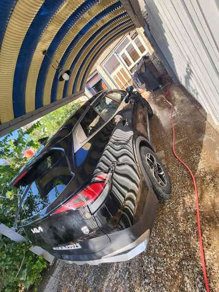 السلام عليكم للبيع فقط 
سبورتج 2023 حادث جداً خفيف شخط بالجاملغ والباب وصور حادث مرفقه بجم كبس بدون دواخل ولا ايرباك 
 لون اسود . ماشية 28 الف مايل
مواصفات السيارة عاديه
محرك ٢٥٠٠ تنفس طبيعي 
رادار امامي 
سويج
سياقة ذاتية
تحديد مسار 
شاشه +كامره + حساس
سايد بريك بصمه 
تبريد قطعتين 
كير 8 نمر
رقم سليمانيه دولي ترقيم جديد تحويل مباشر هزه ورقم جدد
مكاني بغداد السيديه 
سعر سياره ١٨٧ ورقه وبيه مجال حق الجيه للشراي اتصل بلرقم ويدلل  
استفسار/***********
            /***********
