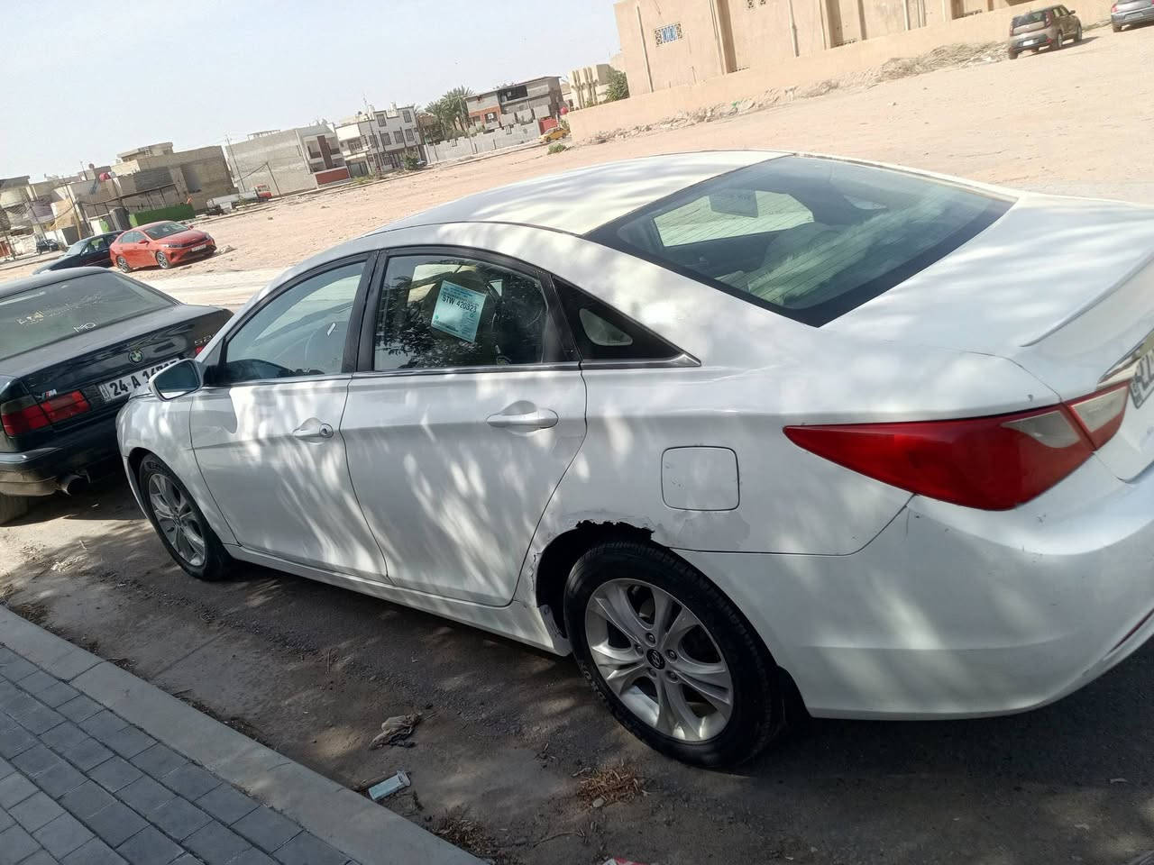 السلام عليكم سوناتا للبيع 2010خليجي مصبوغه عام حداديه وتخم تاير ومحرك مكفول تبريد ثلج تدفئه شغاله رقم اربيل انكليزي السعر 85 رقم التليفون ***********
