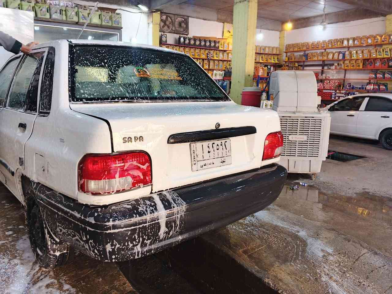 سلام عليكم عدي سايبه موديل ١٤ جديده مكينه و كر جدد حداديه جديده السياره جاهزه راعيهه يمي ثاني يوم يداورلك  السعر ٣٦ وبيهه مجال المكان النجف الرقم ***********
