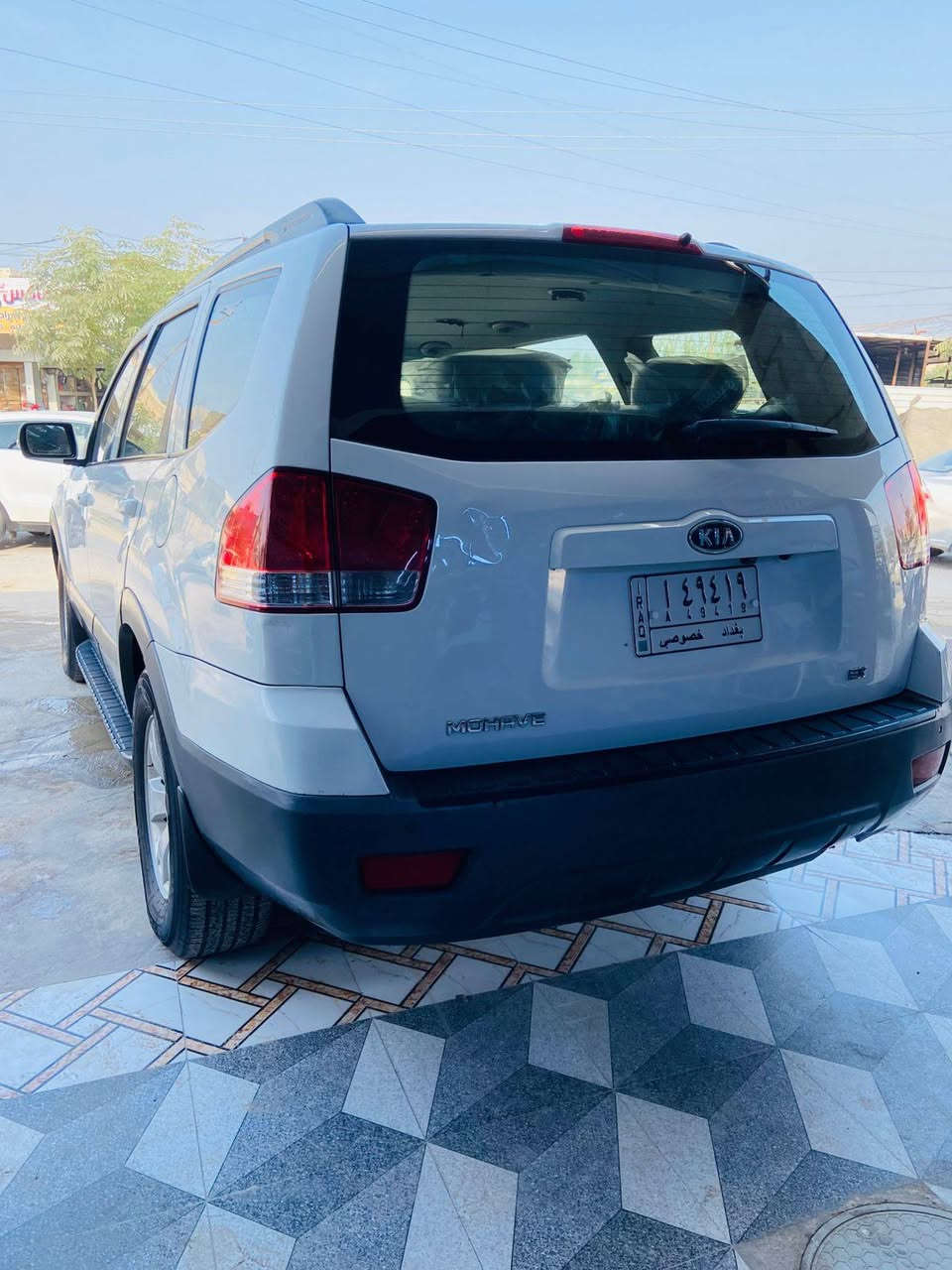 السلام عليكم مهافي موديل 2009 خليجي كفاله ماشيه 188 الف الفئه EX السعر 138 وبيه مجال قليل مكاني بابل *********** حلة, بابل
