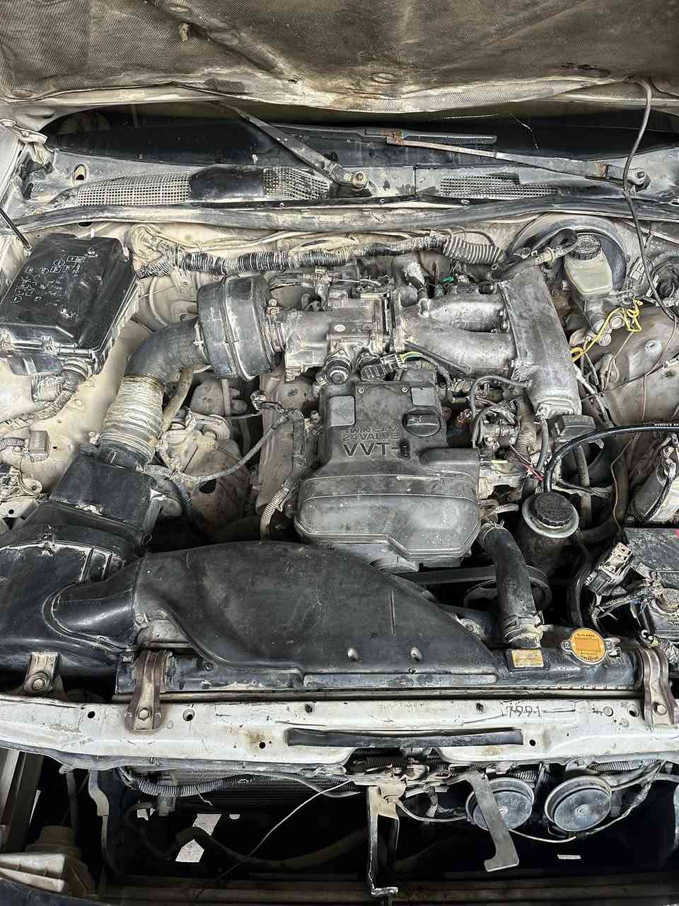 سلام عليكم ورحمة الله وبركاته هارتوب مديل1991 كير جديد المكينه  VVT ففتي ميكنه خير من الله داخلها نضيف كشرتها نضيفه بيها شويه اخياسات شي قليل  رقم اديالئ  رقم انكليزي  مكان بغداد العبيدي اي استفسار على هاذا الرقم ***********
