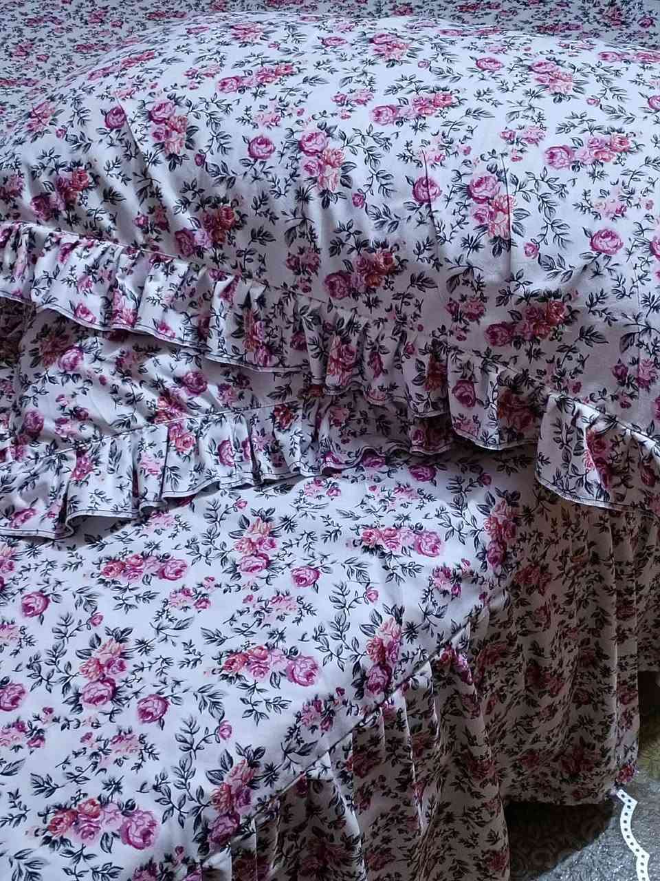 @إشارةفرشه نفرين القماش همايون اماراتي 
يوجد خدمه توصيل لجميع المحافظات الأستفسار خاص


**إذا كنت صاحب هذا الإعلان وتريد حذفه لأي سبب، رجاءا أرسل رسالة إلى الدعم الفني**