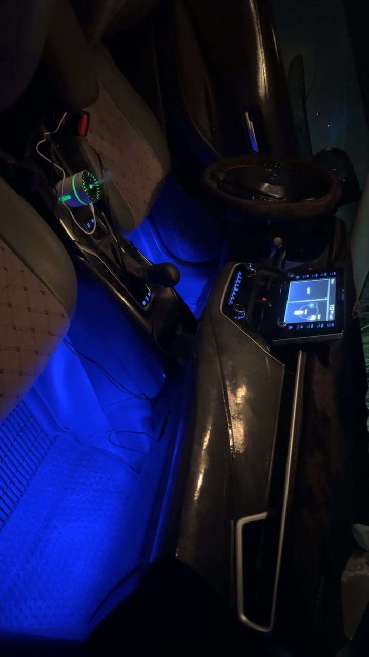 كورلا هايبرد موديل2021 ماشيه70 الف رقم بغداد باسمي وين تريد احولك بكيفك حادثها بونيد وجاملغ بدون دواخل برغي نفص مابيها كبل للشارع مكاني كركوك هزه جديده صاير يومين من مسويها يعني بدون نقص دوشمه ارضيات وكشنات وتغليف لايلون كرستال للدشبول ودوسات 
 
السعر 157 ومجال قليل 
***********
