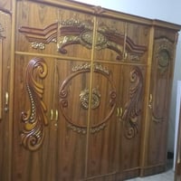 غرفة نوم • نظيفه • جرباية بدون تاج