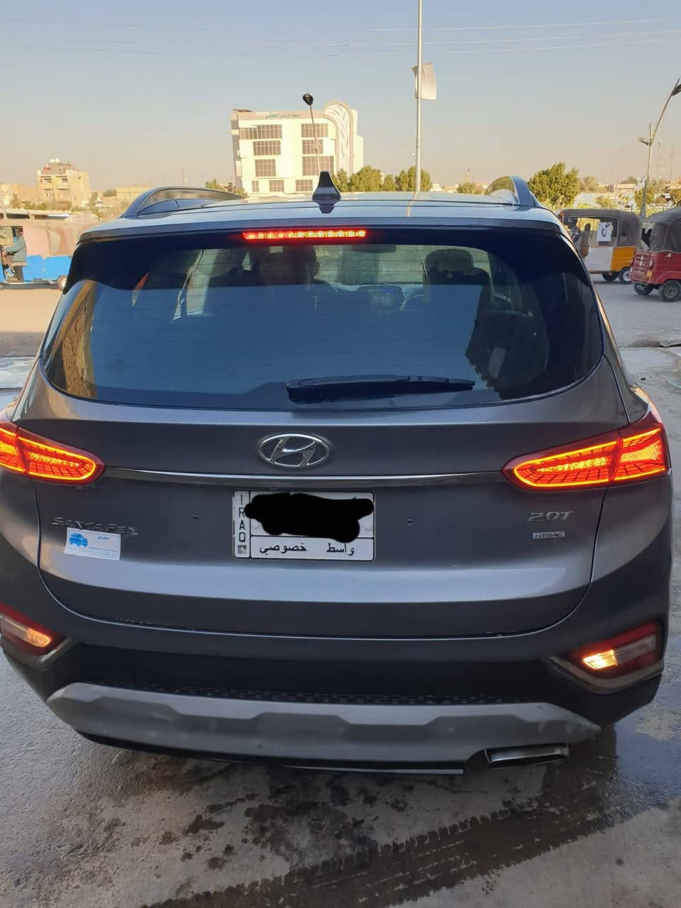 السلام عليكم 
سنتافيا موديل 2020 
فول مواصفات 1/1 
محرك ٤ سلندر تيربو 
حادث بدون ايرباك  ماشيه 80 الف تقريبا 
مكلف بالنشر.
للاستفسار اكثر الاتصال على الرقم *********** واتساب ايضا
(رجاءا لحد يراسلني لان مكلف بالنشر وما اعرف سعرها)
