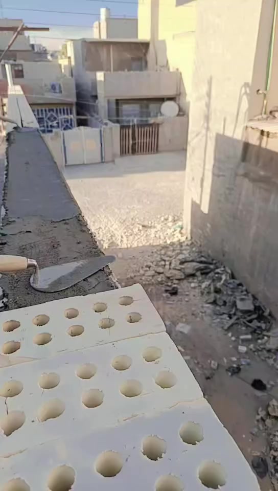 السلام عليكم خلفه بناء درجه اوله او سعر مناسم ***********
