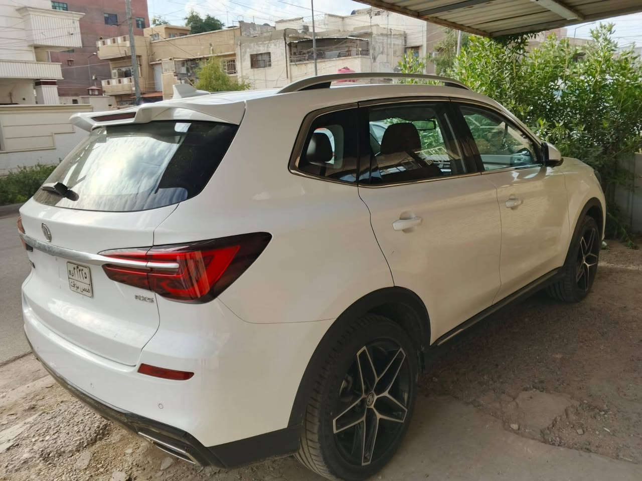 السلام عليكم ورحمة الله وبركاته.... للبيع بل النقد واقساط حسب المقدمة
سيارة mg5 ار اكس 2024
ا. للأستفار الاتصال على الرقم *********** 
السيارة بدون ايرباك السيارة جديدة جديدة جديدة 
 
المواصفات : بصمة / تشغيل عن بعد / فور ويل /  / محرك ١٥٠٠ تيربو / رادارات امامي ومنبه ماقبل الاصدام على الزجاج الامامي / مقعد السائق رجاج للتنبيه / توقف ذاتي/ تحديد مسار / صندوق كهرباء / لايت LED   / زينون / سايد بريك بصمة / مقاعد تدفئة  / مرأة وسطية تعتيم ذاتي / نضام سپورت وايكو / نظام نزول منحدارات / شاشة كبيرة / تحكم ستيرن و اوامر صوتية  / قيادة تفاعلية / تحديد
 سرعة  / خمس بصمات ودخول ذكي   ..وغزال حراري بل الكامل ،،،كشنت جلد احمر!/بانوراما 
اعلة فئة بل mg

مكاني  // بغداد الجديدة الغدير 
للاستفسار والتواصل : *********** 
السيارة كلش، جديد بمعنى الكلمة
وين متريد وديه سونر اي ا
رقم بغداد الجديد 
وألف عافية على الي يأخذها
السيارة باسمي ثاني يوم تحويل.
هزاه جديدة
