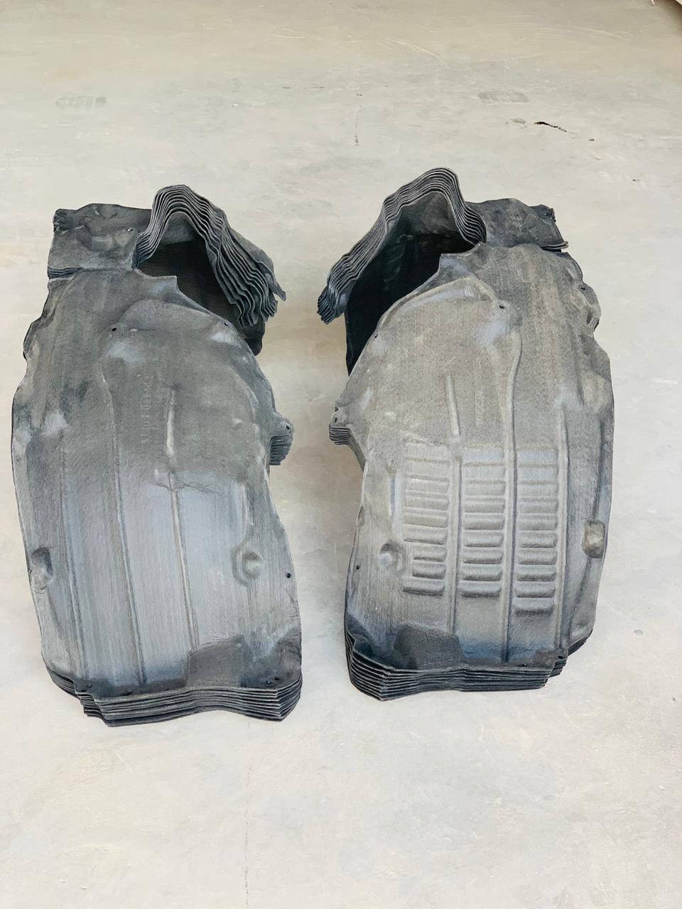 السلام عليكم ورحمة الله وبركاته 
بطائن تويوتا هايلندر 
من 2008 
الى 2023 
بلادي اصلي وكاله وجديد 
المركز الياباني والامريكي
***********
***********
