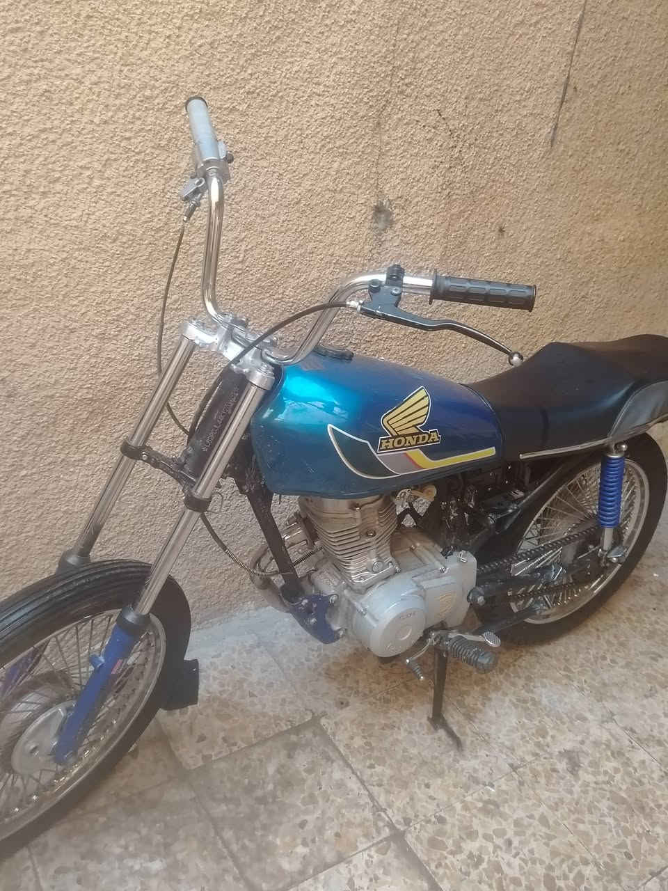 للبيع أربعة كير كلك سعر 245 وبيها مجال شراي يدخل خاص


**إذا كنت صاحب هذا الإعلان وتريد حذفه لأي سبب، رجاءا أرسل رسالة إلى الدعم الفني**