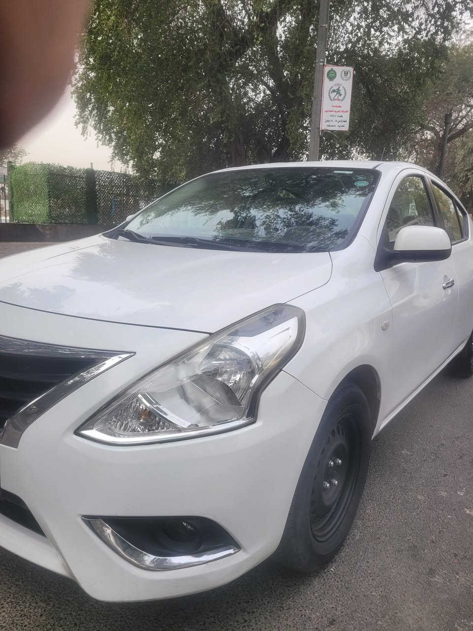 السلام عليكم سني هندي بليتة زركة موديل ٢١ رقم اربيل بسمي شرط التحويل  مكفولة من الضربة والصبغ بس باب عكس السايق يرادلة بارد شي خفيف مابين السيارة حلوة واحلى من الصور ان شاء الله اي نقص مابيها واسف عل الاطالة استفسار *********** مكاني المنصور وت ساب موجود
