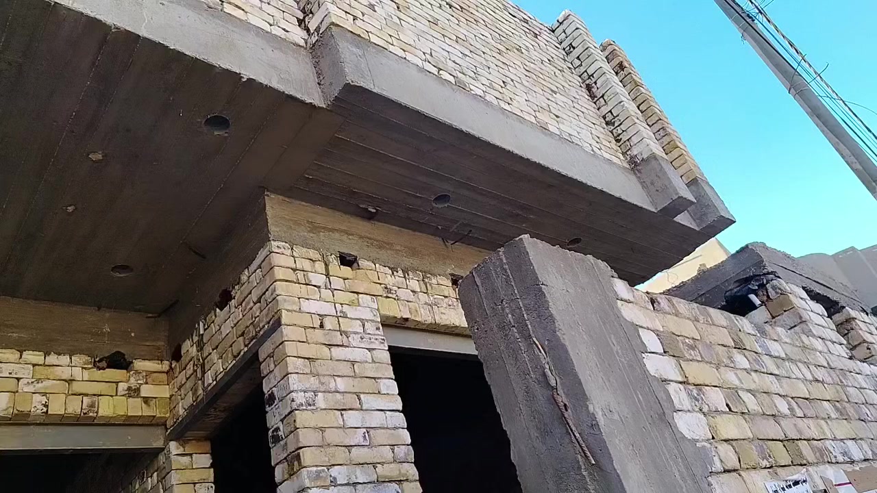 لنجاره والتسليح والصب
النجار   حسن صالح  ***********
