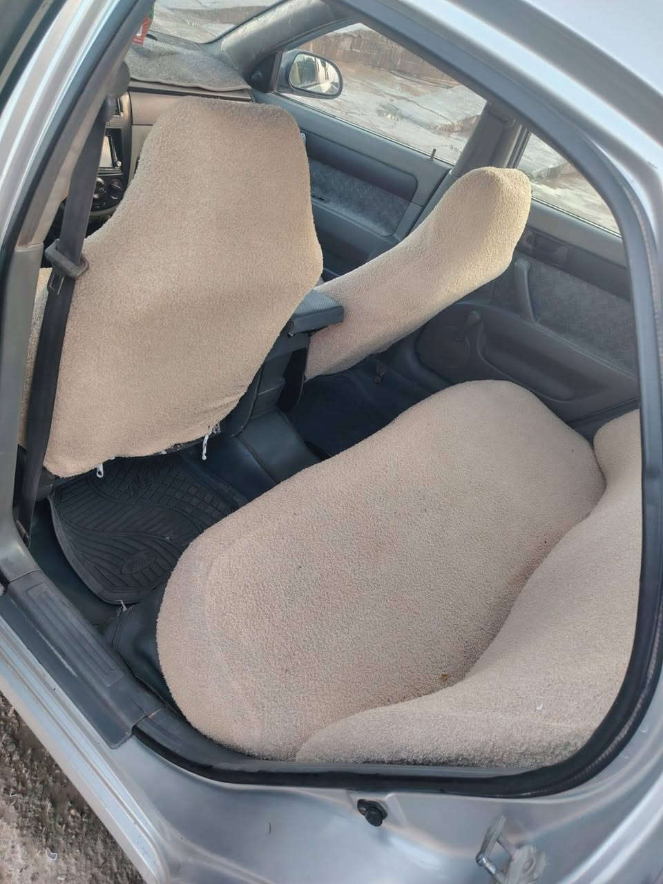 السلام عليكم
اوبتره 2004
شركه العامه
رقم بغداد
محرك كير كفاله
بيهه قطع صبغ
ومبدل جاملغ يسره
بدون دواخل
السعر ٥٧ وبيهه مجال
مكان سياره
ديالى كنعان
للاتصال ***********
***********
