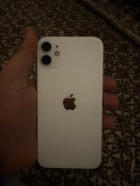 آيفون 11 • بطارية ٨٠ • نضيف