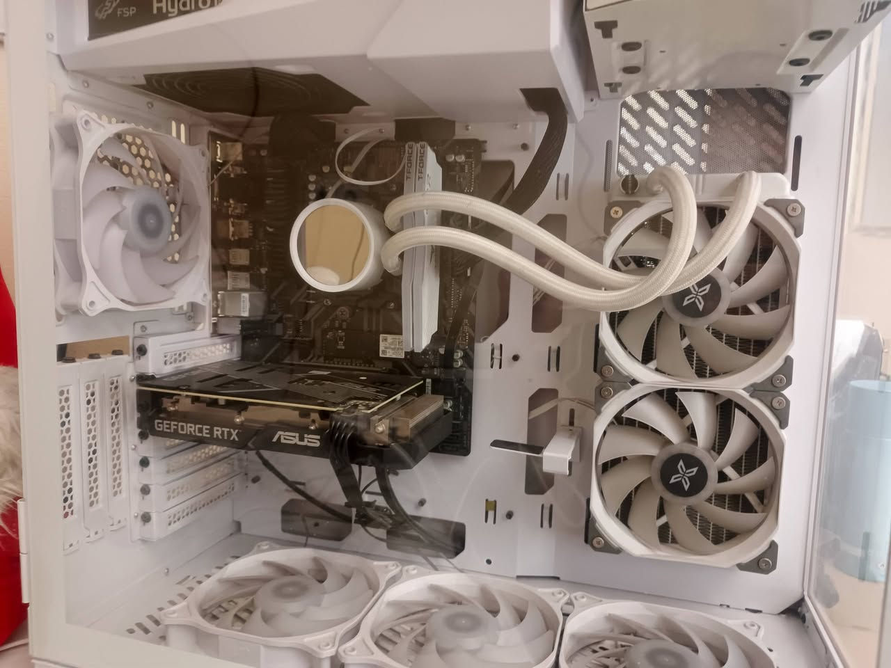 كيس كامل مع ملحقاته
AMD CPU RYZEN5 5600 

MB GIGABYTE B450M S2H

DDR4 16GB (2*8GB) 3600 T-FORCE DELTA RGB WHITE

RTX 3060 12GB ASUS 

P.S 700w fsp 
M.2 512gb 
Hhd 1T 

مبرد مائي 240 mm 
CASE ANTEC P120 CRYSTAL WHITE
الملحقات 
ماوس اتاك شارك x2 
كيبورد تجاري
ماوس باد ابيض
شاشة اسوس توف كيمنك حجم 24 ( 180 هرتز) 
السعر / قيم 
* بي مشكلة بسيطه فقط الوان المبرد ما تطلع بس يشتغل طبيعي


**إذا كنت صاحب هذا الإعلان وتريد حذفه لأي سبب، رجاءا أرسل رسالة إلى الدعم الفني**