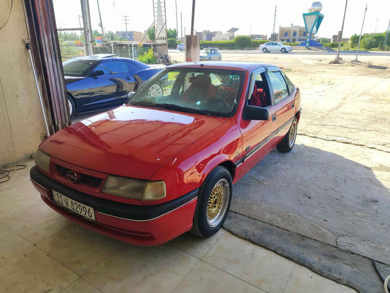 اوبل فكتره مديل ١٩٩٤ رقم بغداد دولي تحويل مباشر سياره حلوه مال بيت مكينه ٢٠كير عادي مكينه وكير شرط حداديه جديده كهربائيات كلها شغاله السعر 37وبيها مجال
***********
