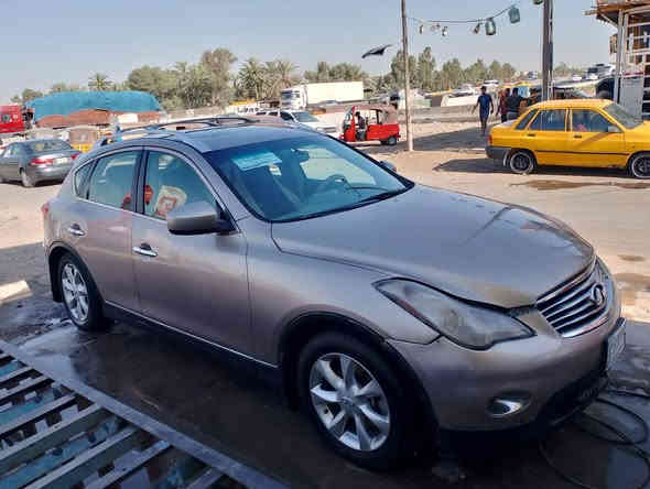 #بيع___مناسب 
نيسان انڤنتي 2008 فول مواصفات 1ع1 حادث بس بنيد مبدل والباقي ليبل واحد بيه مكانات صبغ ابيع احزام شواصي لغود مكفولات قماره مكفوله كير مكينه جديدات مبدلات مكفولات كفاله عامه مكينه6سلندر 3500  صدره امامي خلفي بالكارتون شاده سياره جديده وكله ع وضع الشركه ماشيه 125.  رقم بغداد مشروع وطني باسمي تحويل ثاني يوم لا بيه جطل ولا شي مبدل الحمدلله. 
 كلشي بيه مال شركه تخم تاير جديد تبريد ماشاء الله ثلج  نقصه بس الدعاميه الاماميه يرادله تكعيد والشباك بي كسر صور الحادث موجوده عندي 
المواصفات
بصمه تشغيل
ابواب بصمه
جنطه بصمه
تحكم استيرن
كشنات كهربائي
تبريد بالكشنات
تتفئه بالكشنات
مساج بالكشنات
كشانات خلفيه كهربائي 
مثبت سرعه
كير اوتو+عادي
جي بي اس بدون انترنت يشتغل
شاشه بلاديه
حساس خلفي وامامي
حساس اطار
كاميرا خلفيه
رادار
دمام صوت بلادي
لون مميز
خزن اقراص 
3وضعيات جلوس
خزن وضعيه جلوس السائق
فتحه سقف طكتين
استرين كهربائي
نضام تقليل وقود
مكان السياره بغداد
للاستفسار 
 ***********
. 
. 
✅علق تم يصلك السعر خاص مباشرةً ⚡💰⚡💰
. 
. 
. 
. 
. 
. 
💥اذا كنت تريد نشر سيارتك تواصل معنا عبر الصفحه.
