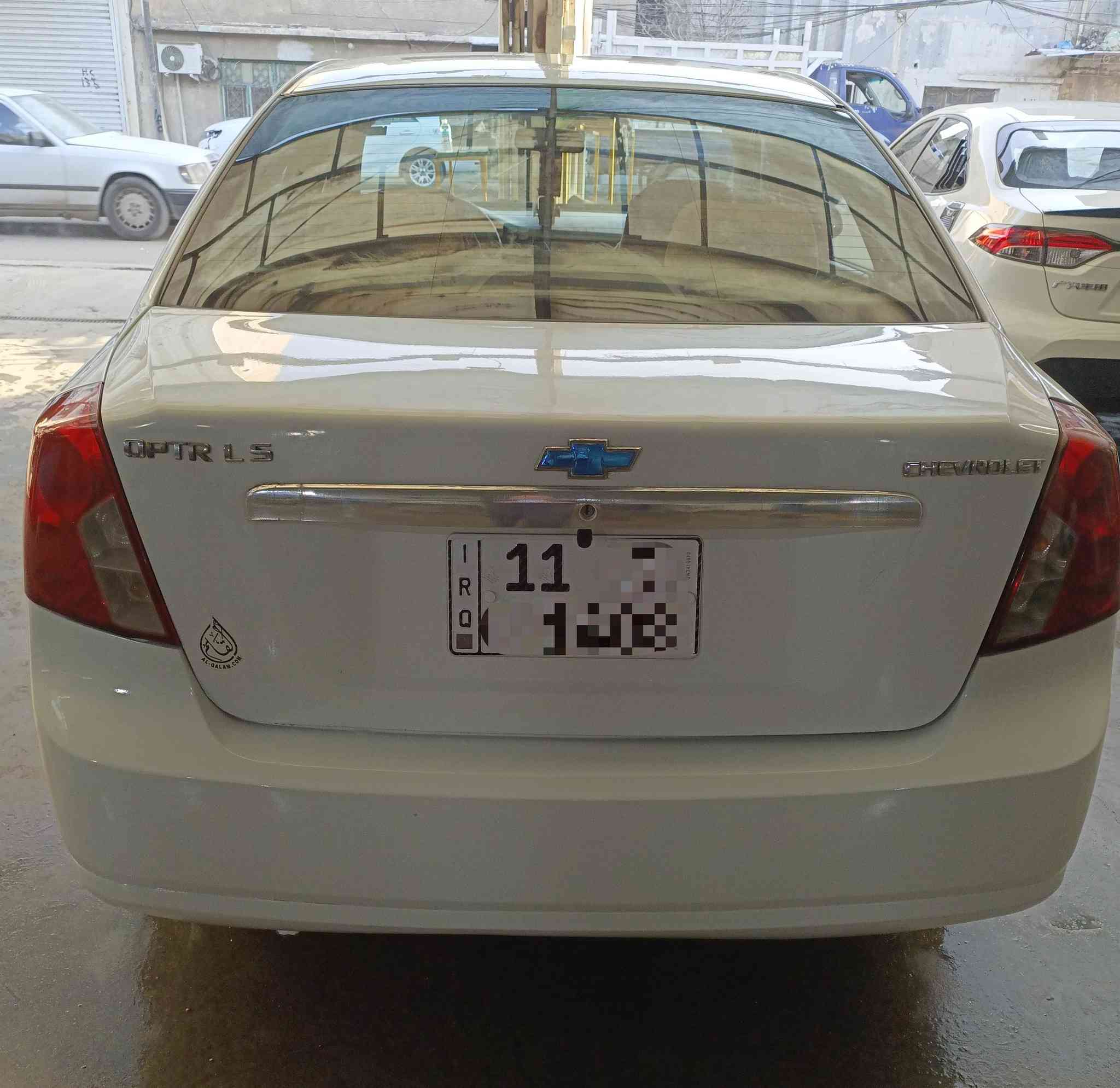 سلام عليكم
اوبترا 2011 شركه العامه بغداد اوتماتيك ماشيه 130 
 كير محرك كفاله
كهربائيات وغرفه على وضع الشركه 
 تبريد ثلج
صدر امامي خلفي جديد قبل سبوع سويته
تخم تاير جديد 
شاشه كامره 
تخم تاير جديد 
دوشمه
 شاصي و لغد و تكمه  و قماره كفاله بيهه قطع صبغ بدون حادث اثر شخوط وطخات بصيطه سياره حلوه تجي وتشوف بعينك ترايهه وين متريد رايدهه 82 بيهه مجال قليل مكاني بغداد الكريعات *********** الشراي يتصل
